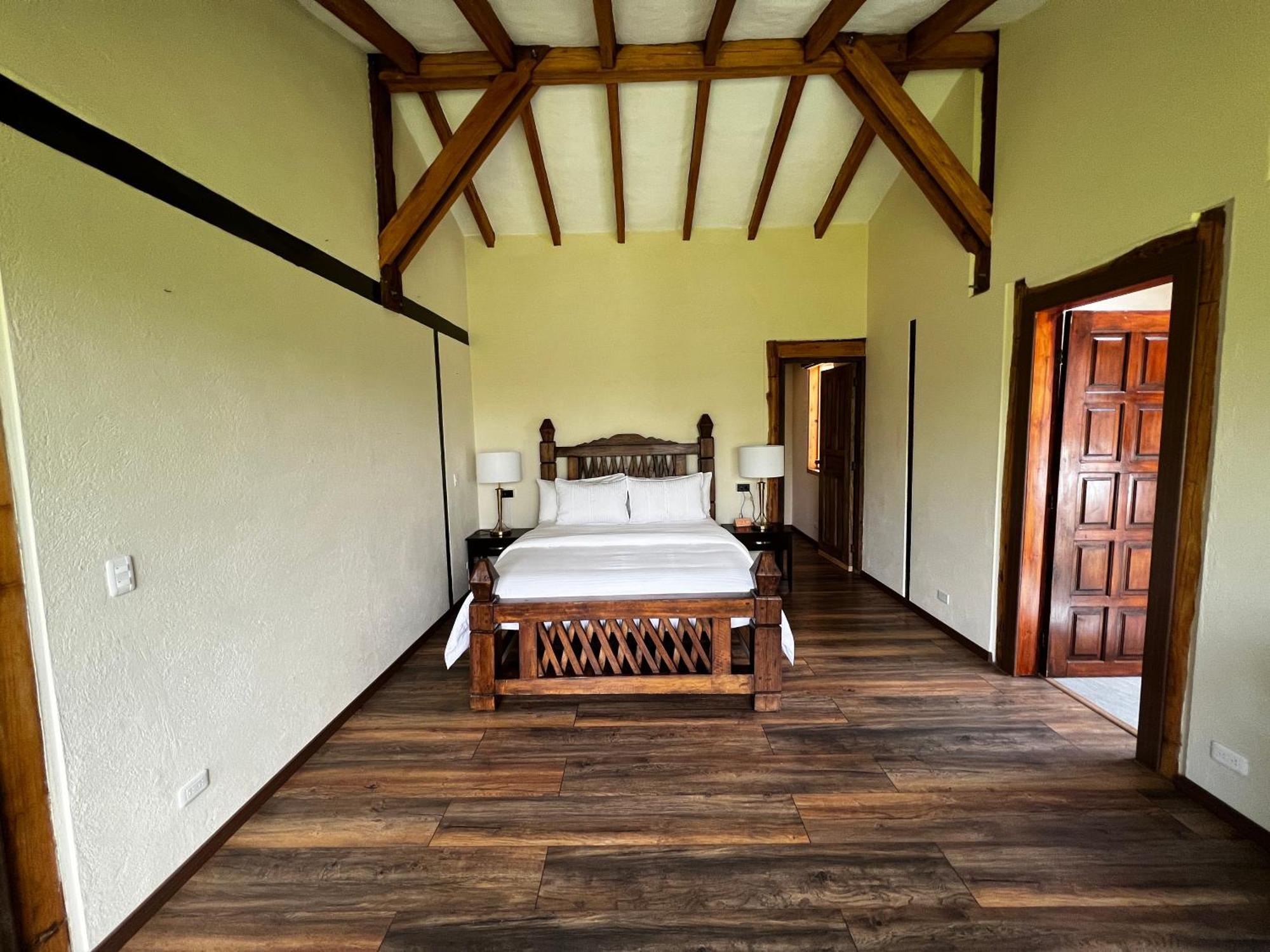 Hacienda Jimenita Wildlife Reserve Pifo Exterior photo