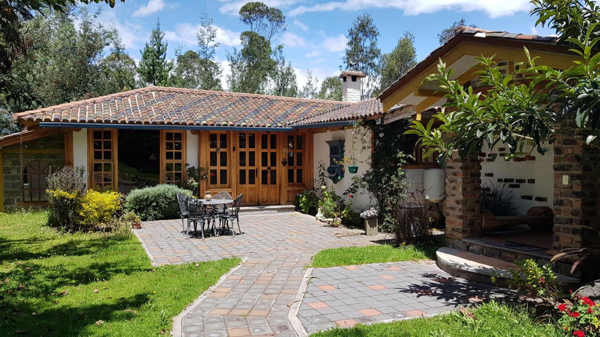 Hacienda Jimenita Wildlife Reserve Pifo Exterior photo
