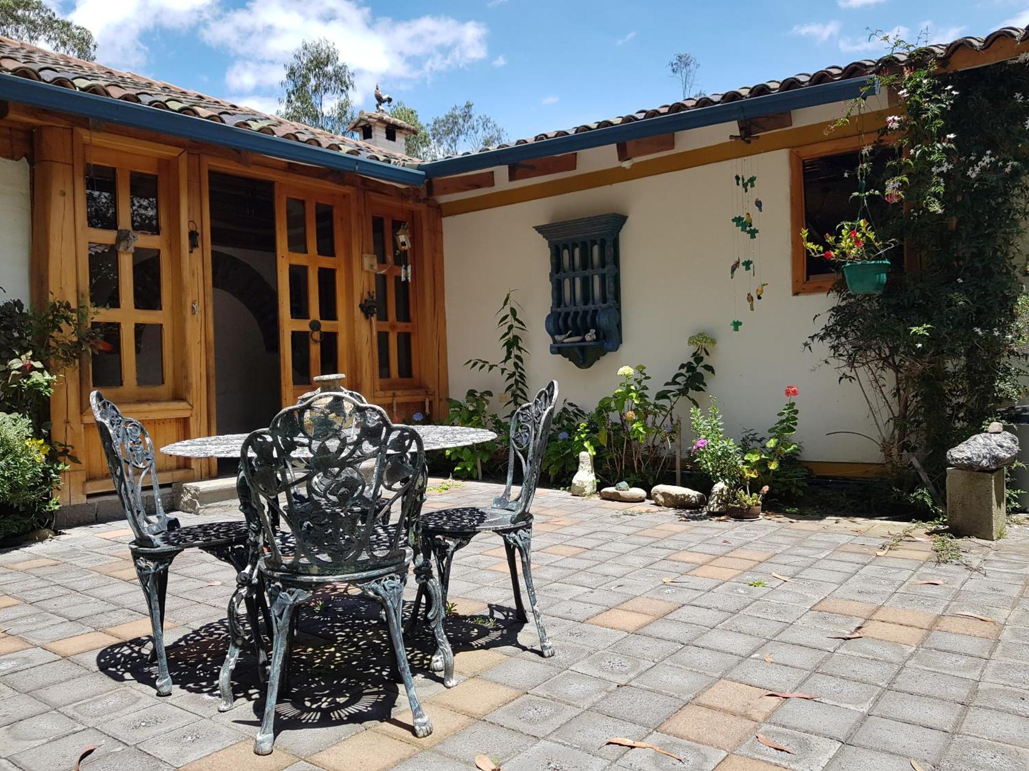 Hacienda Jimenita Wildlife Reserve Pifo Exterior photo